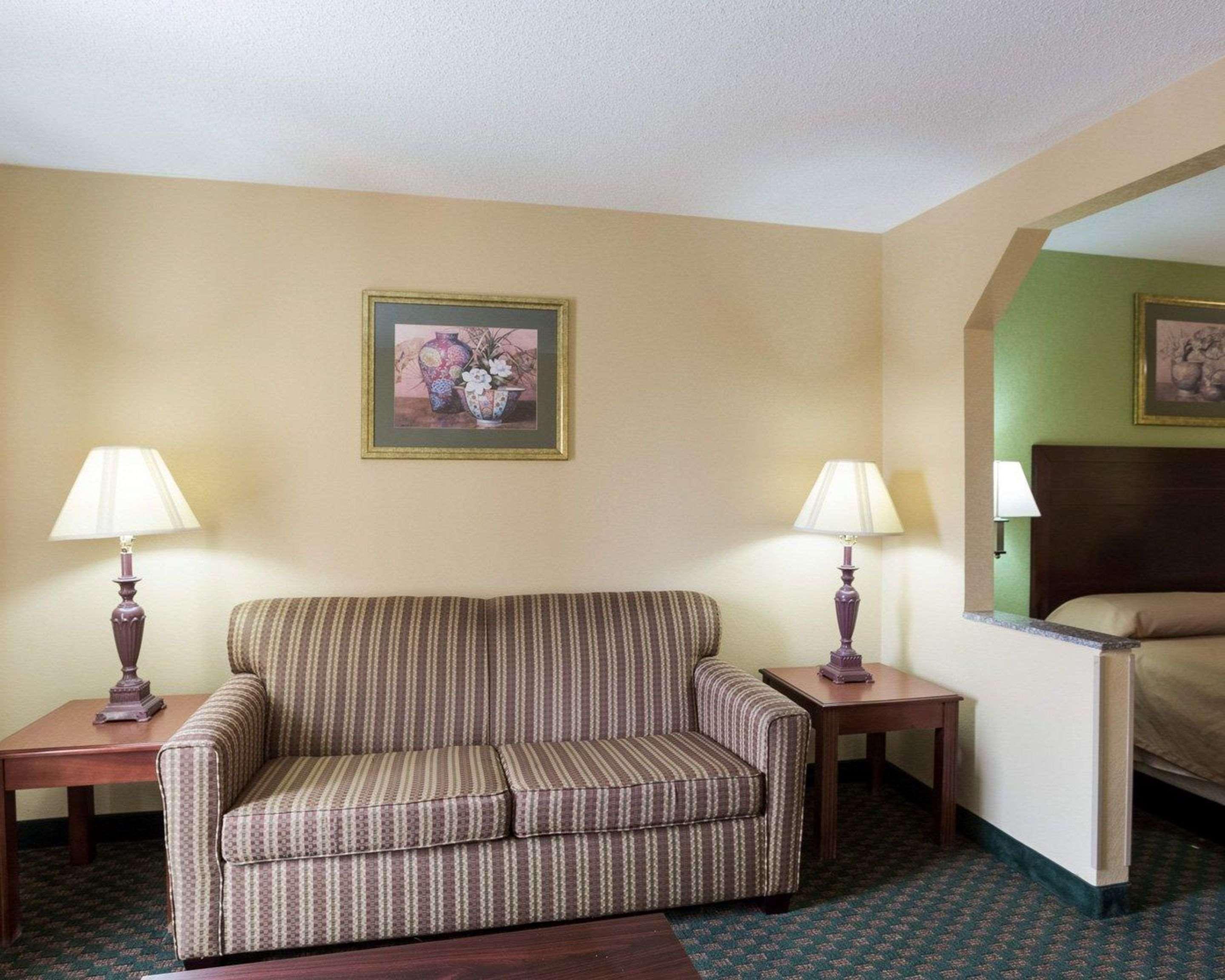Rodeway Inn & Suites Nowy Orlean Zewnętrze zdjęcie