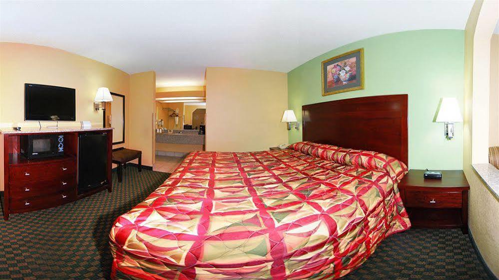 Rodeway Inn & Suites Nowy Orlean Zewnętrze zdjęcie